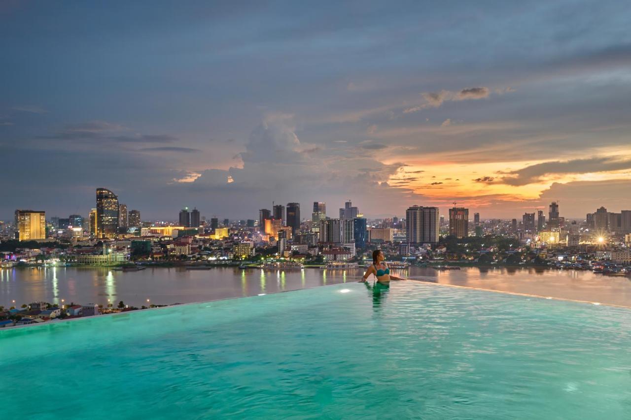 Hotel The Peninsula Phnom Penh Exterior foto